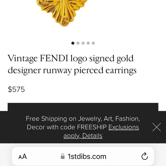 ✖️SOLD✖️ VINTAGE FENDI LOGO SIGNED GOLD DESIGNER RUNWAY CLIP-ON EARRINGS - Picture 6 of 6